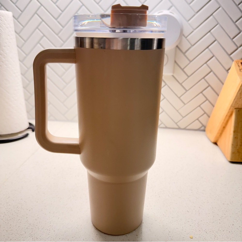 Stanley Stainless Steel Travel tumbler 40 oz - Picture 2 of 4